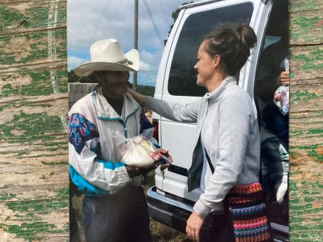 Distributing aid, Honduras/Costa Rica